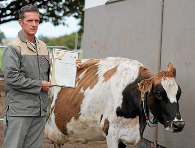 Merkwaardige produksie word vereer